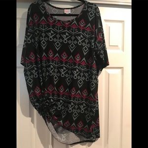 Lu laroe shirt